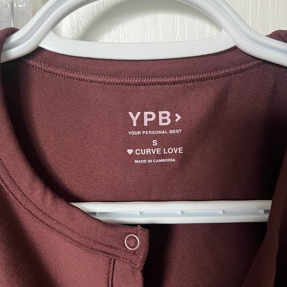 Abercrombie YPB sculptLUX Curve Love Henley Slim Tank in Cocoa - Picture 6 of 6